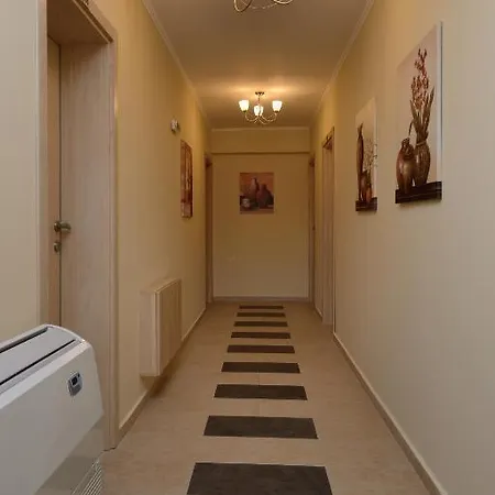 Kamilite Family Hotel 2*
